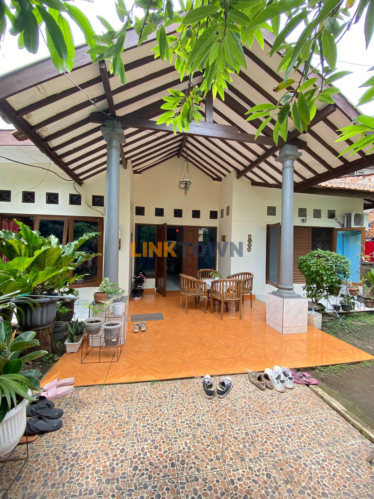 Dijual Murah Rumah di jalan Dewi Sartika dekat Bakmi Golek , Cawang Jakarta Timur