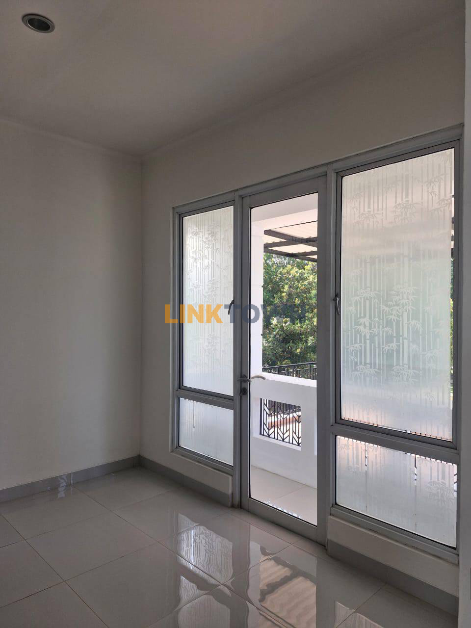 Dijual Rumah Sudah Renov di Kota Wisata Cibubur