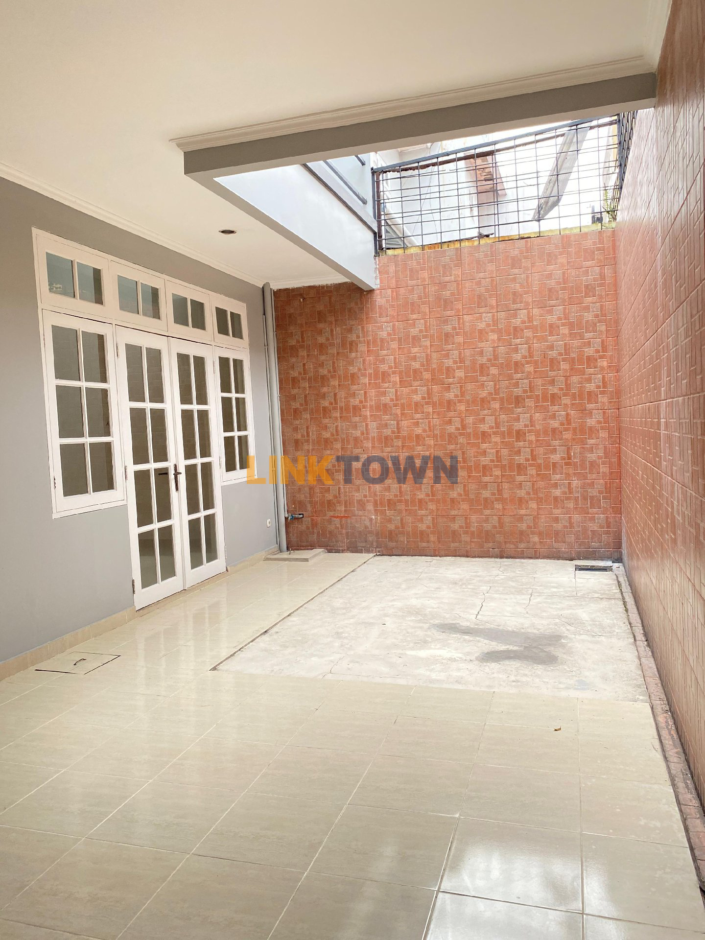 Dijual Rumah Rapih Siap Huni di Kota Wisata Cibubur