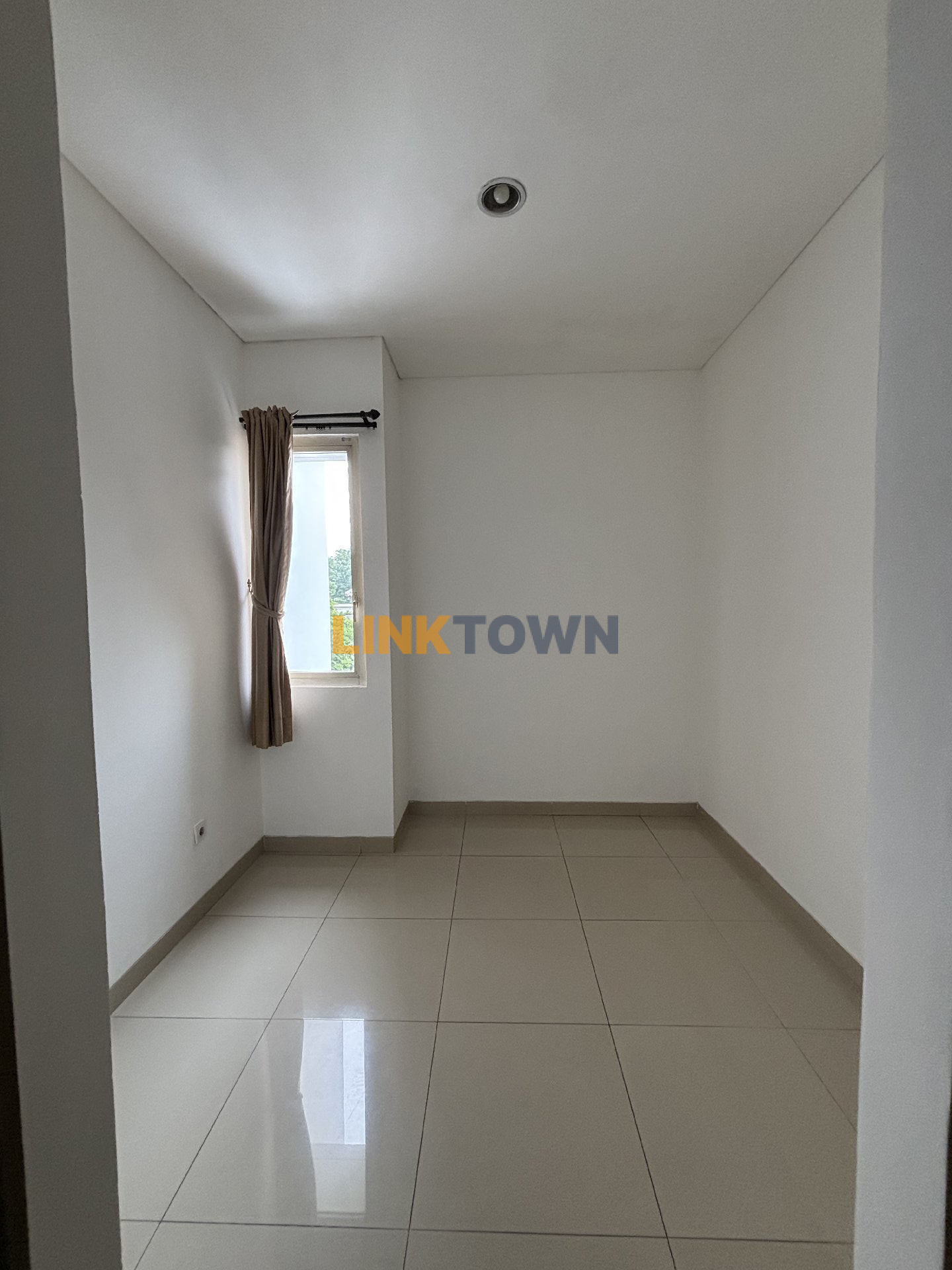 Best Deal!!! Sewa Cepat Rumah Esklusif 4 Lantai di Kelapa Gading