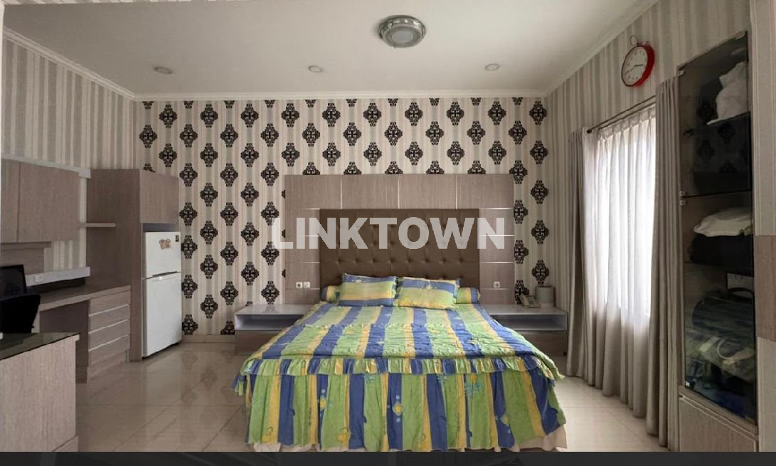 Rumah Esklusif 4 Lantai Semi Furnish di Penjaringan Jakarta Utara