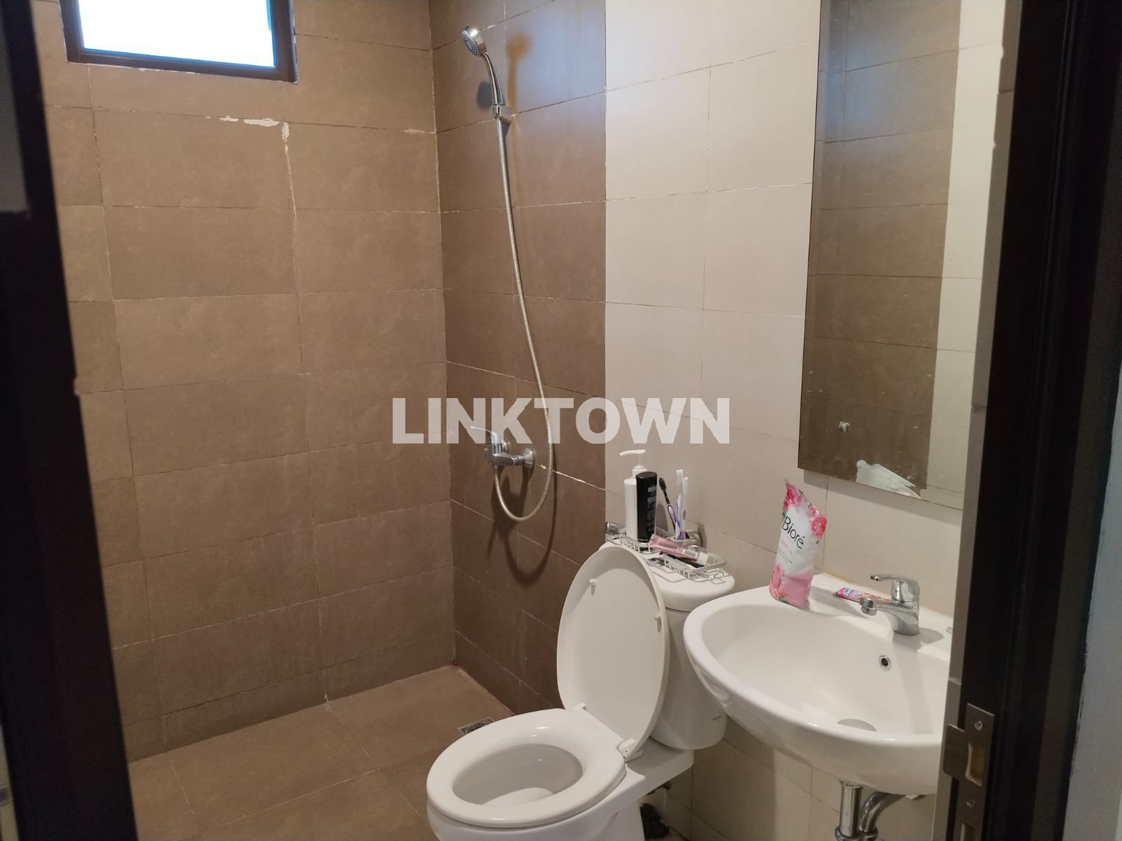Rumah Esklusif Luas 104m² di Burgundy Summarecon Bekasi