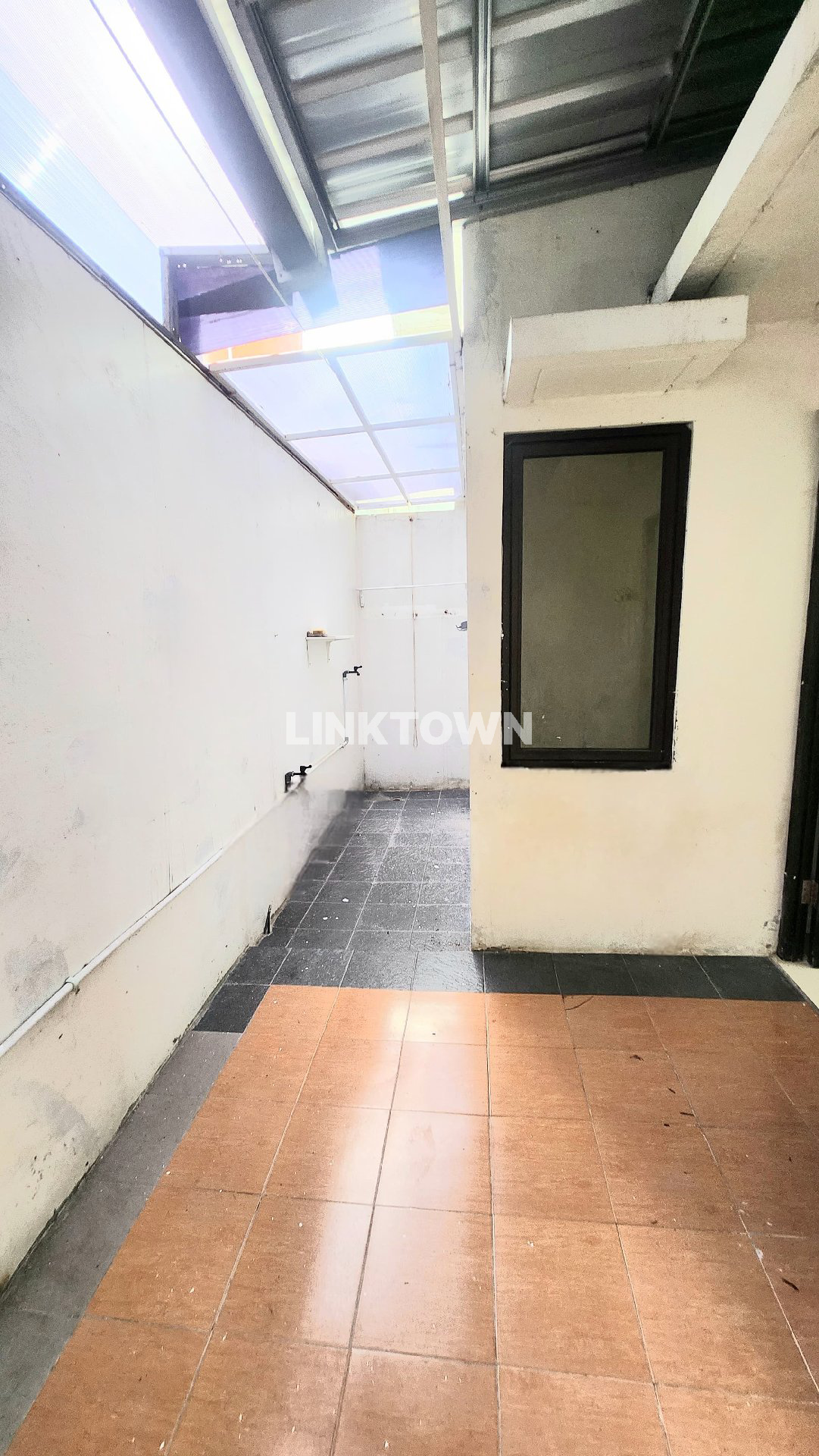 Jual Cepat dan Best Deal!!! Rumah 1 Lantai Luas 90m² Siap Huni di Ebony Greenara