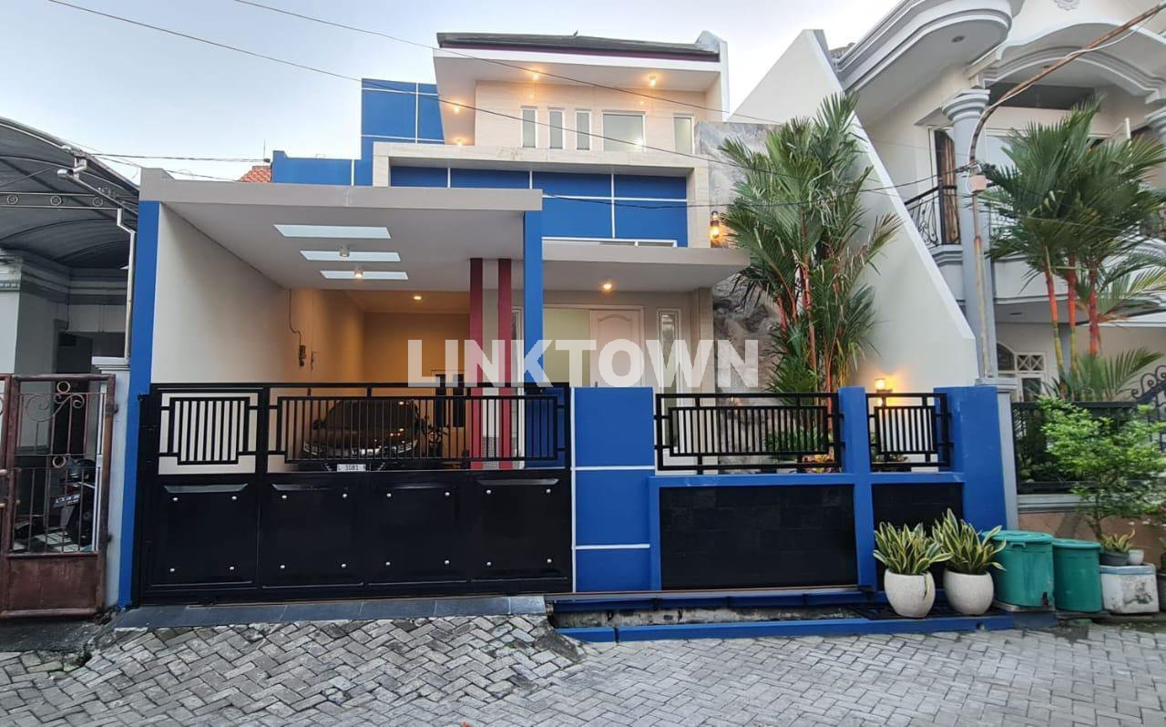 Rumah 2 Lantai Furnished Lokasi Strategis di Karah Tama Surabaya