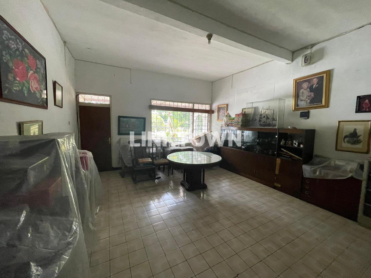 Dijual Rumah Lokasi Strategis di Tenggilis Mejoyo