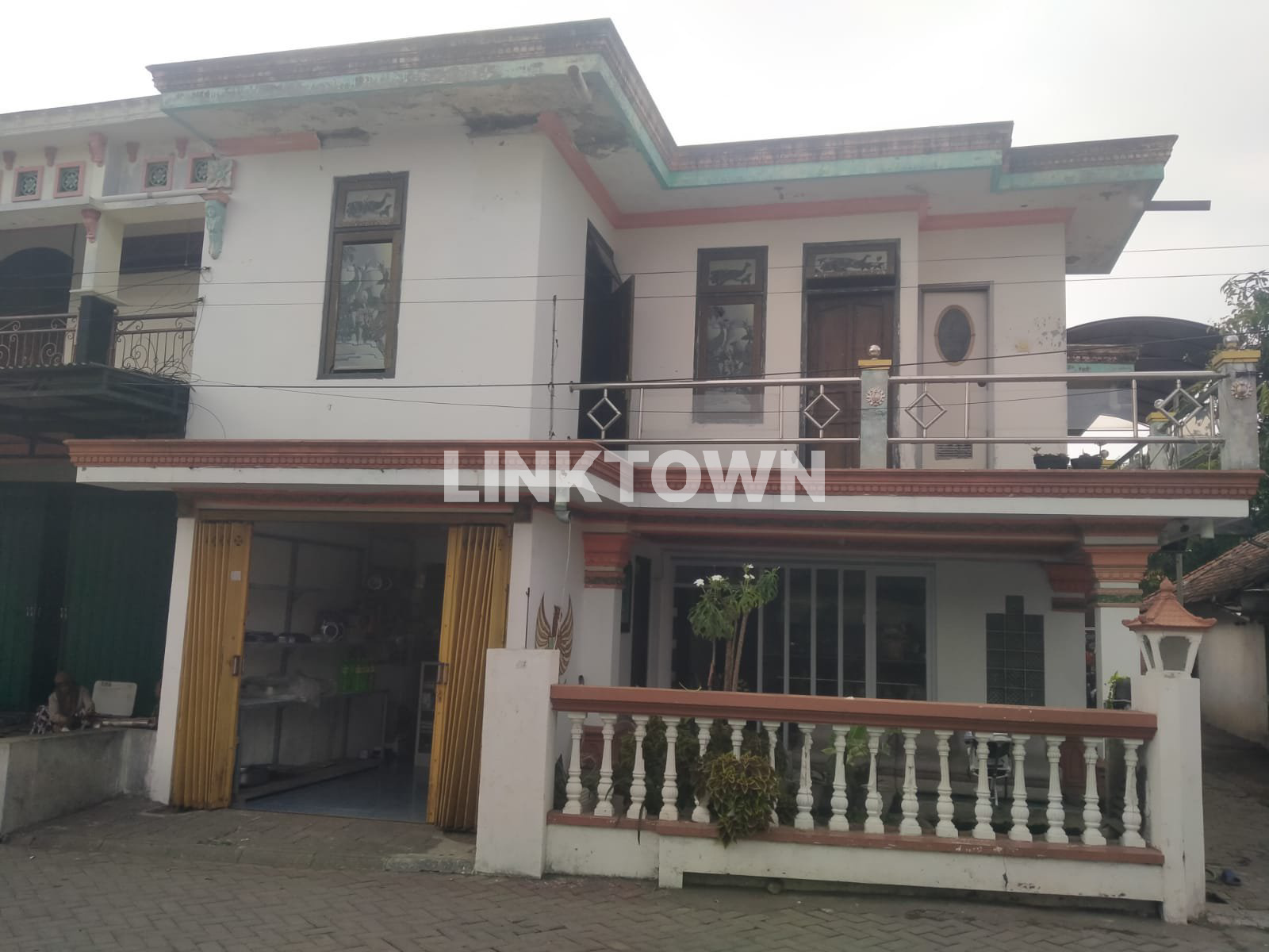 Harga di Bawah Pasaran Rumah 2 Lantai di Gedangan Sidoarjo