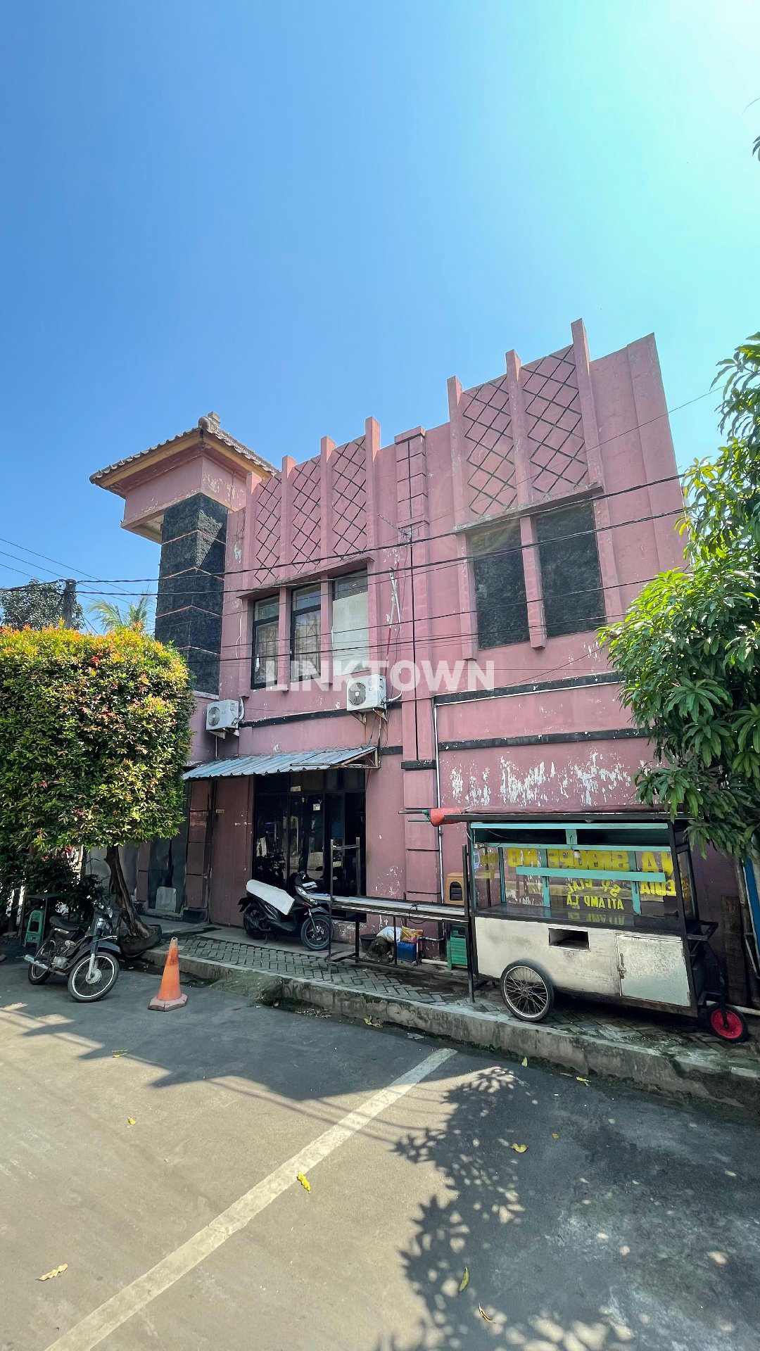 Ruko Strategis Siap Huni dan Usaha 2 Lantai di Cipayung