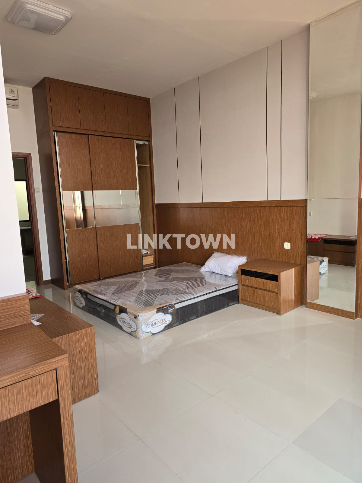 Ruko 3 Lantai Murah Lokasi Sangat Strategis di Eastern Park Surabaya