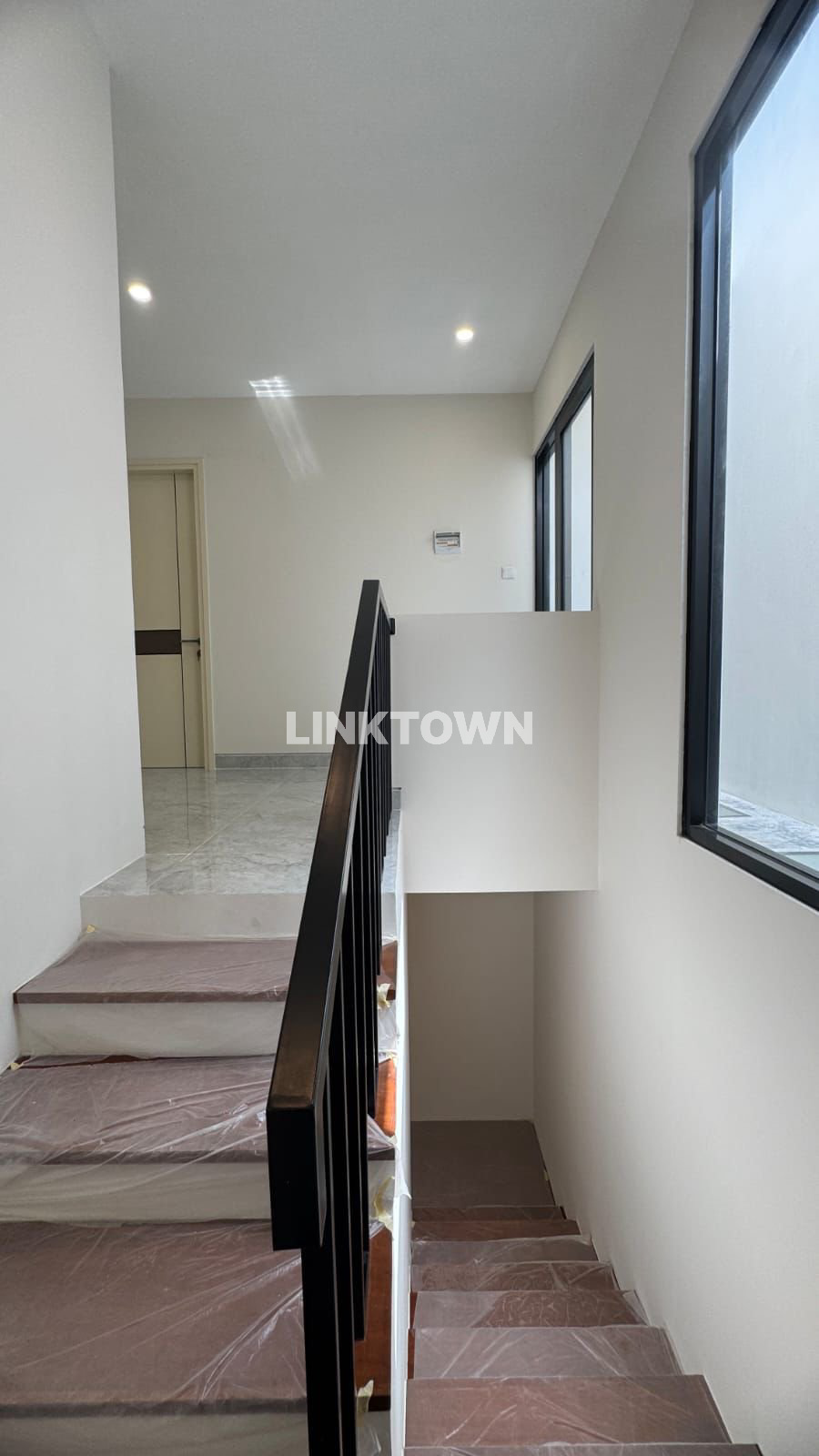 Rumah Cantik dan Mewah Harga Masih bisa Nego di Citraland Woodland
