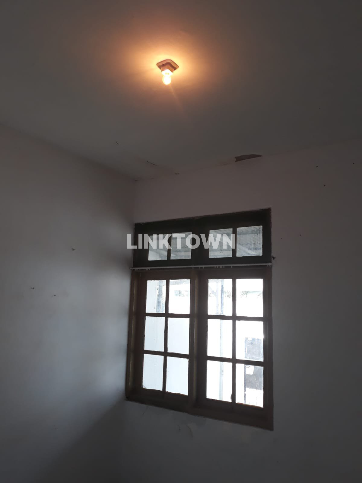 Rumah 1 Lantai Harga di Bawah Pasaran bisa Nego di Darmo Permai Selatan Surabaya Barat