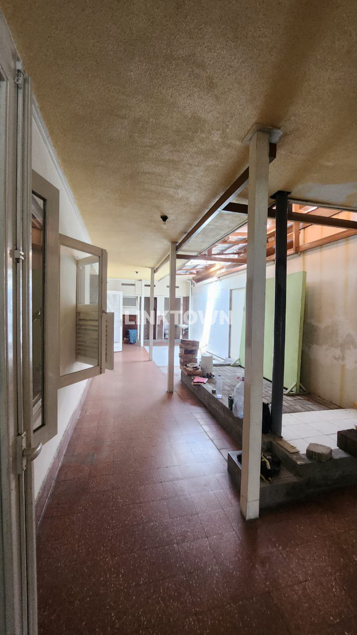 Disewakan Rumah 1 Lantai di Jalan Kinabalu Sawahan Surabaya
