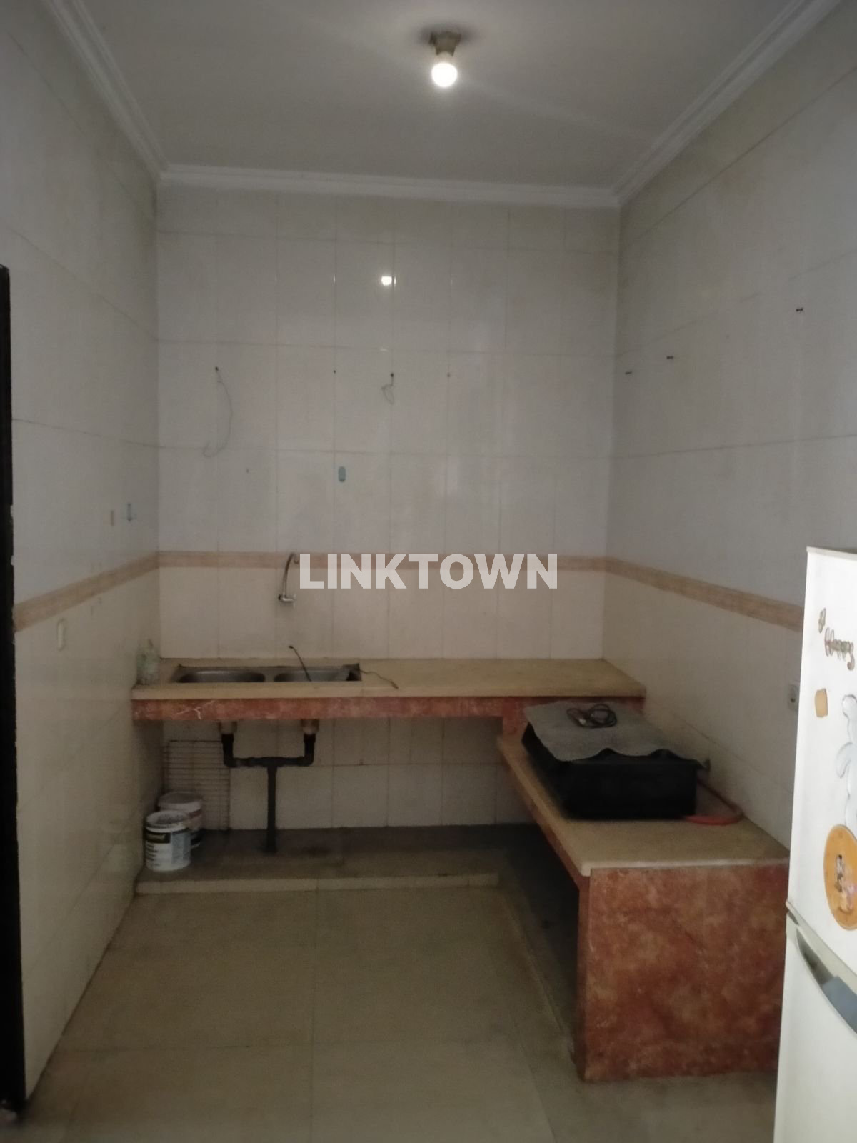 Harga bisa Nego Rumah Lokasi Strategis Dekat ke Lippo Mall di Pondok Mutiara