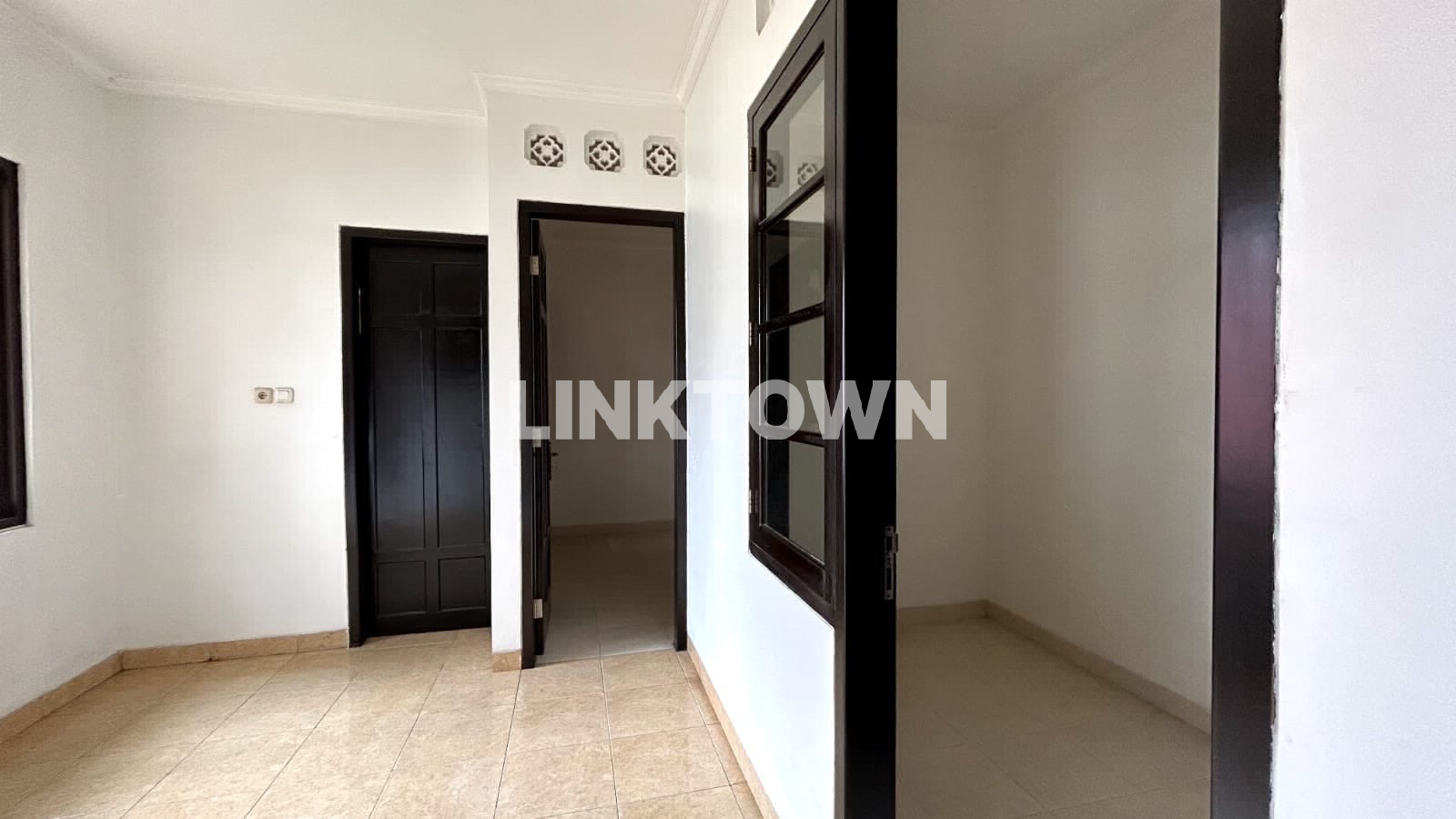 Jual Rumah Legenda Wisata Cluster Picasso Posisi Hook