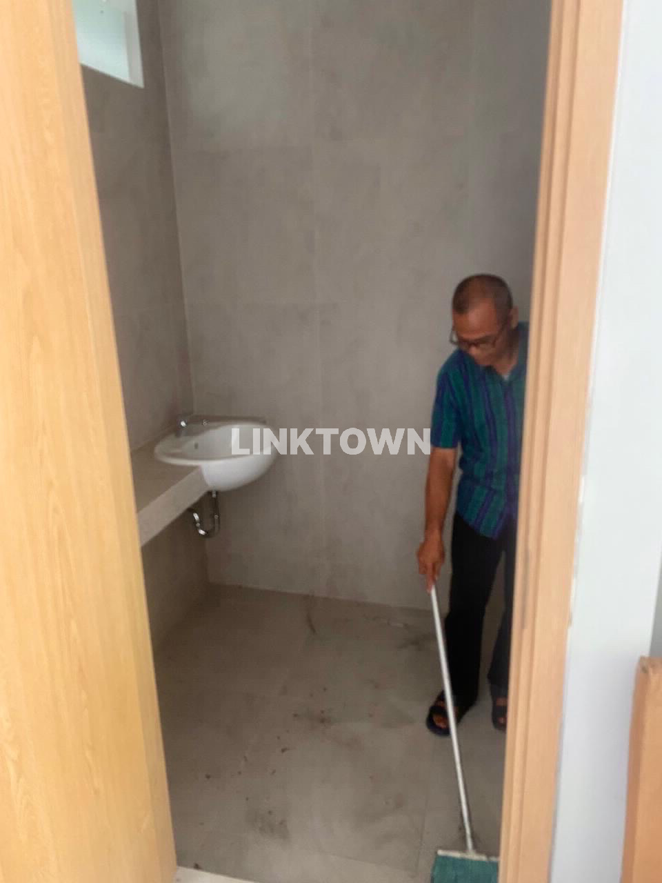 Jual Rumah Mazenta Residence 3 KT Masih Baru