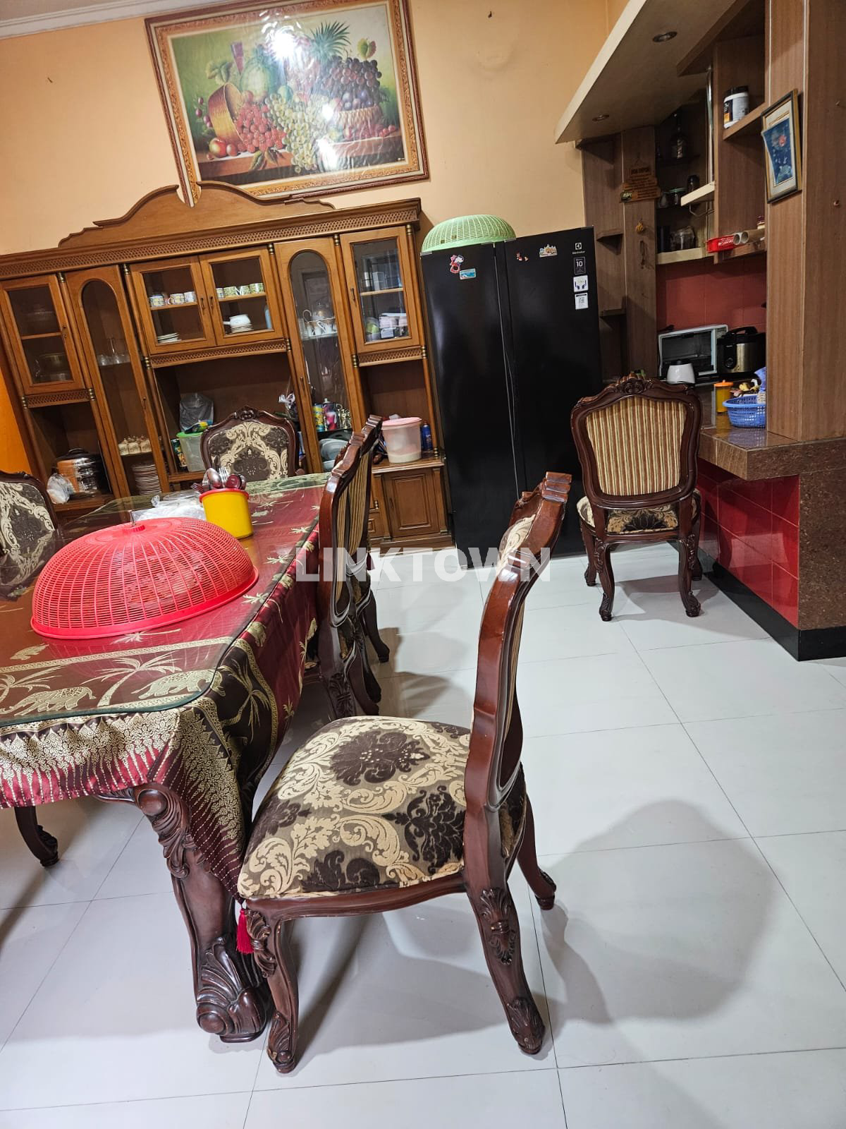 Jual Cepat Rumah Esklusif Semi Furnish Luas 490m² di Komplek Pertamina Jatiwaringin Pondok Gede
