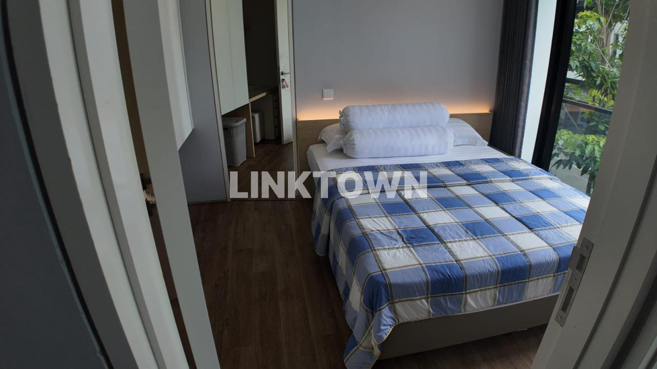 Rumah Full Furnished 2 Lantai Split Level di Northwest Central Surabaya Akses Dekat ke Rs Bhakti Dharma Husada