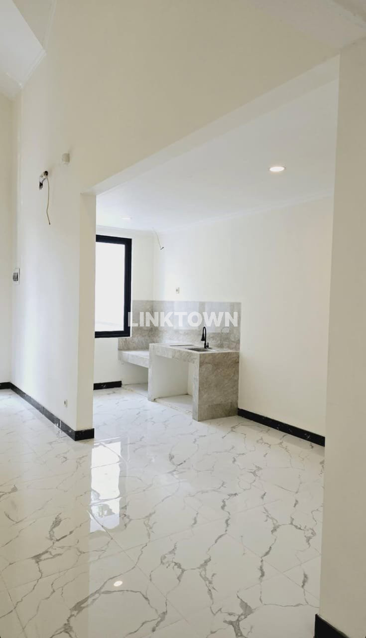 Sangat Langka Rumah Termurah di Taman Puspa Raya Citraland Surabaya