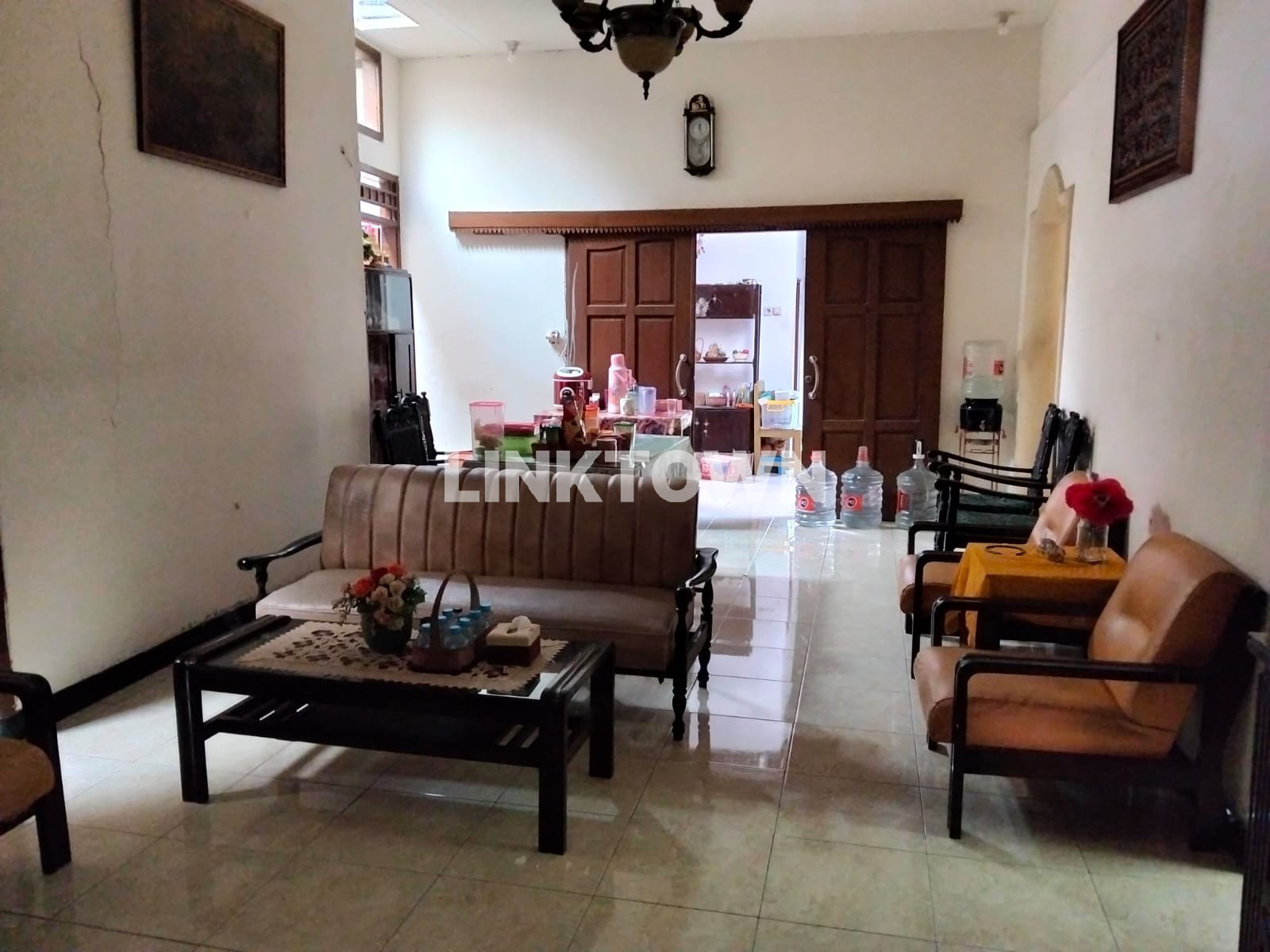 Rumah dengan Lokasi Strategis di Kedung Sroko Selangkah Dari Unair A