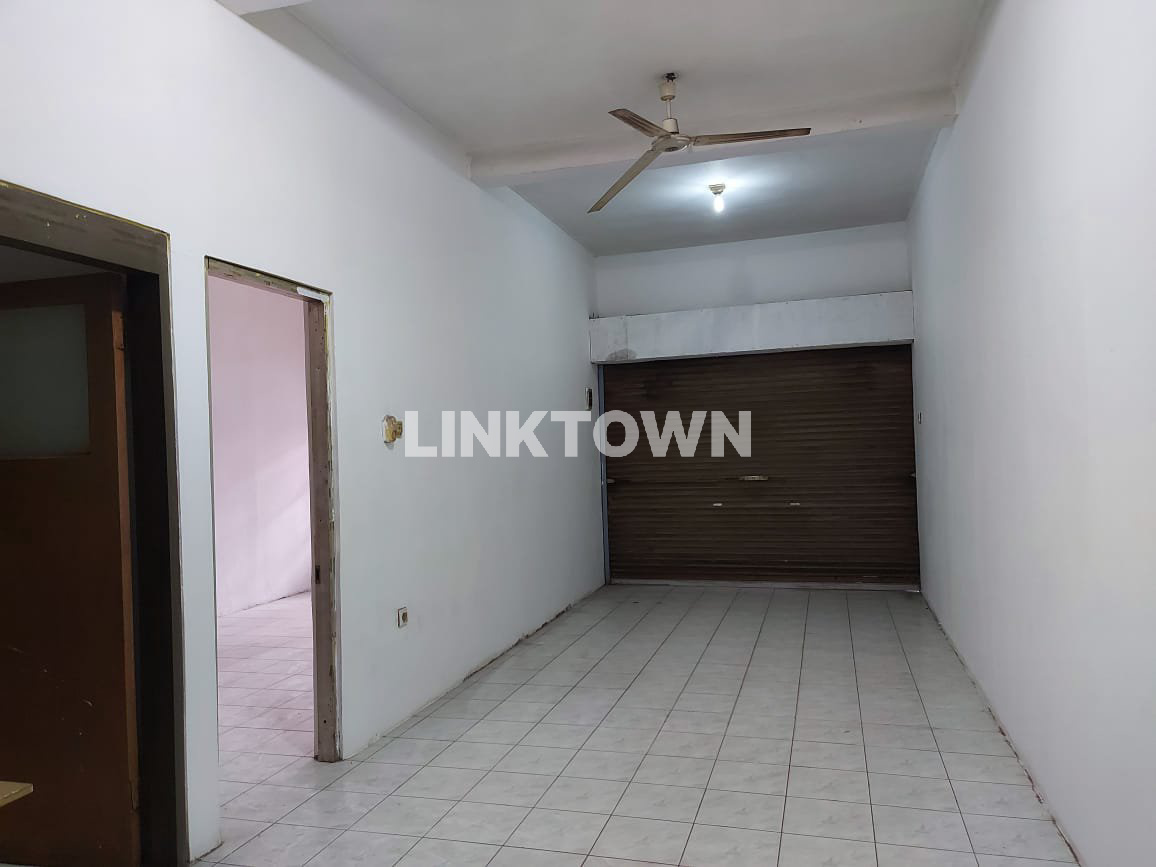 Under Market Nego Rumah di Manukan Krajan Lokasi Strategis