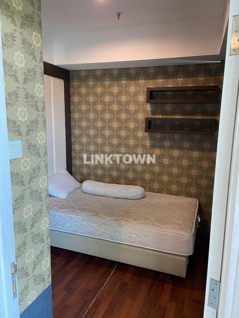 Full Furnished Apartemen Trillium 2 Br di Pusat Kota Surabaya