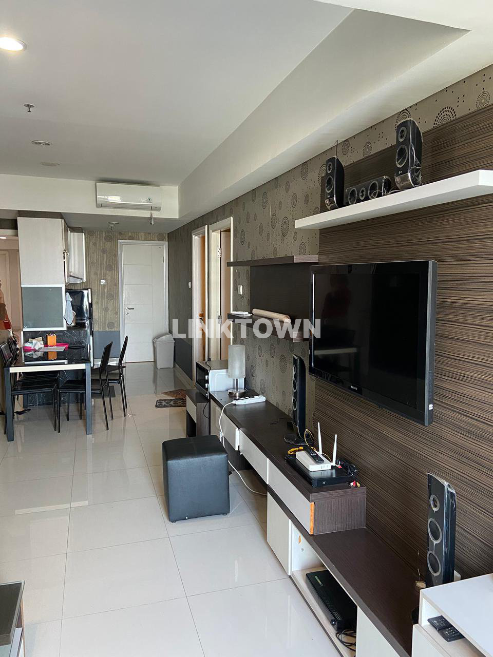 Full Furnished Apartemen Trillium 2 Br di Pusat Kota Surabaya