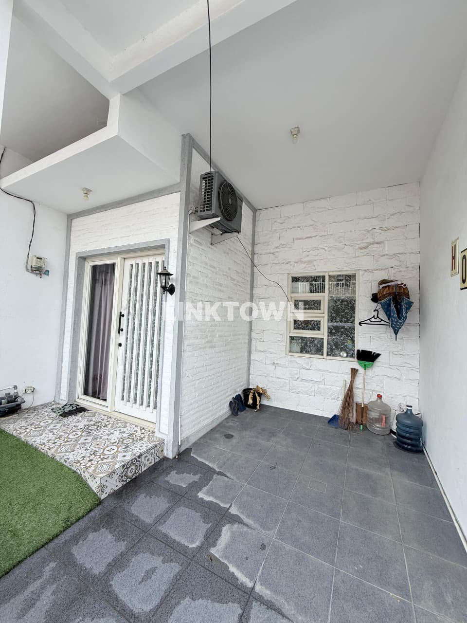 Lokasi Sangat Strategis Rumah 2 Lantai di Bumi Wonorejo Asri Surabaya