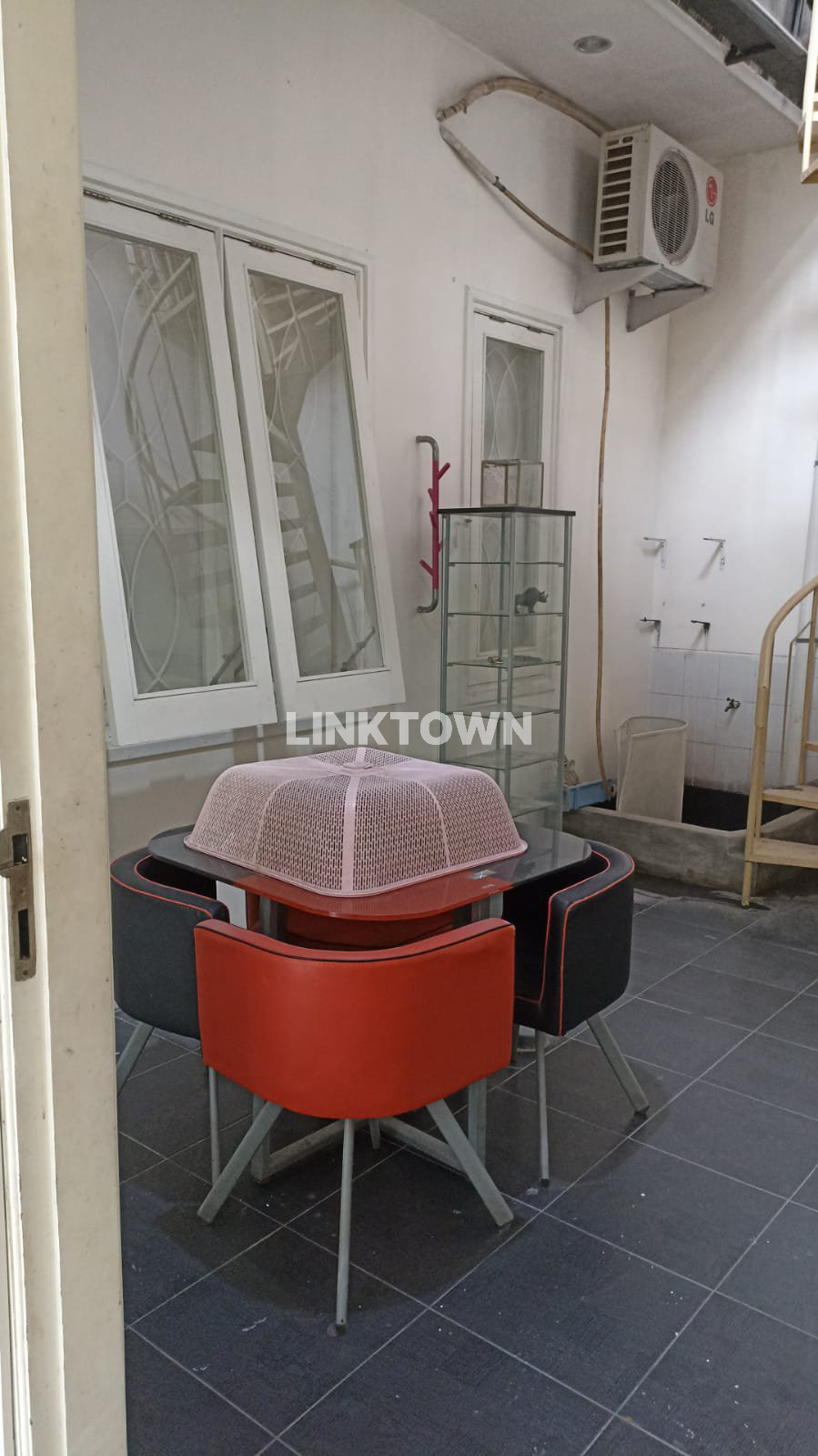 Disewakan Rumah Semifurnished di Pondok Tjandra Cluster Emerald
