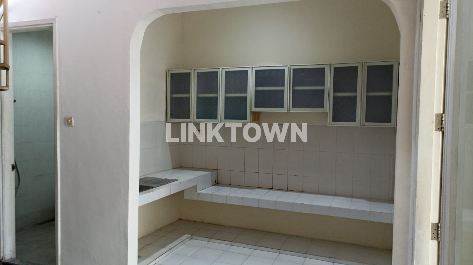 Disewakan Rumah Semifurnished di Pondok Tjandra Cluster Emerald