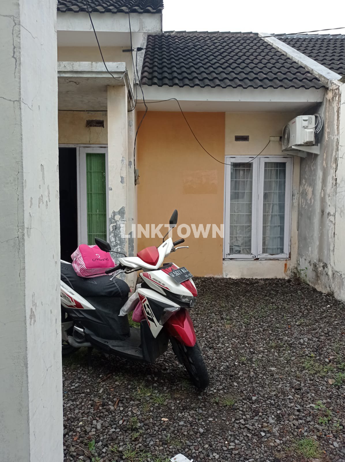 Rumah Semifurnished Paling Murah di Sapphire Residence Dekat Jalan Lingkar Timur