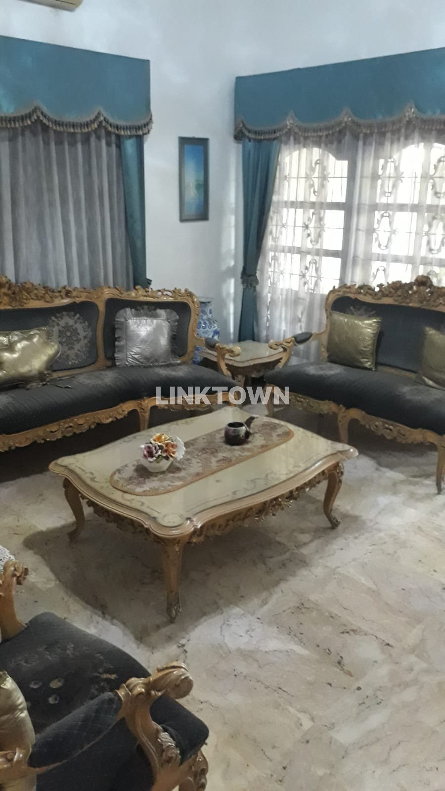 Dijual Rumah Strategis Cocok untuk Perkantoran dan Resto di Kutai Surabaya Pusat
