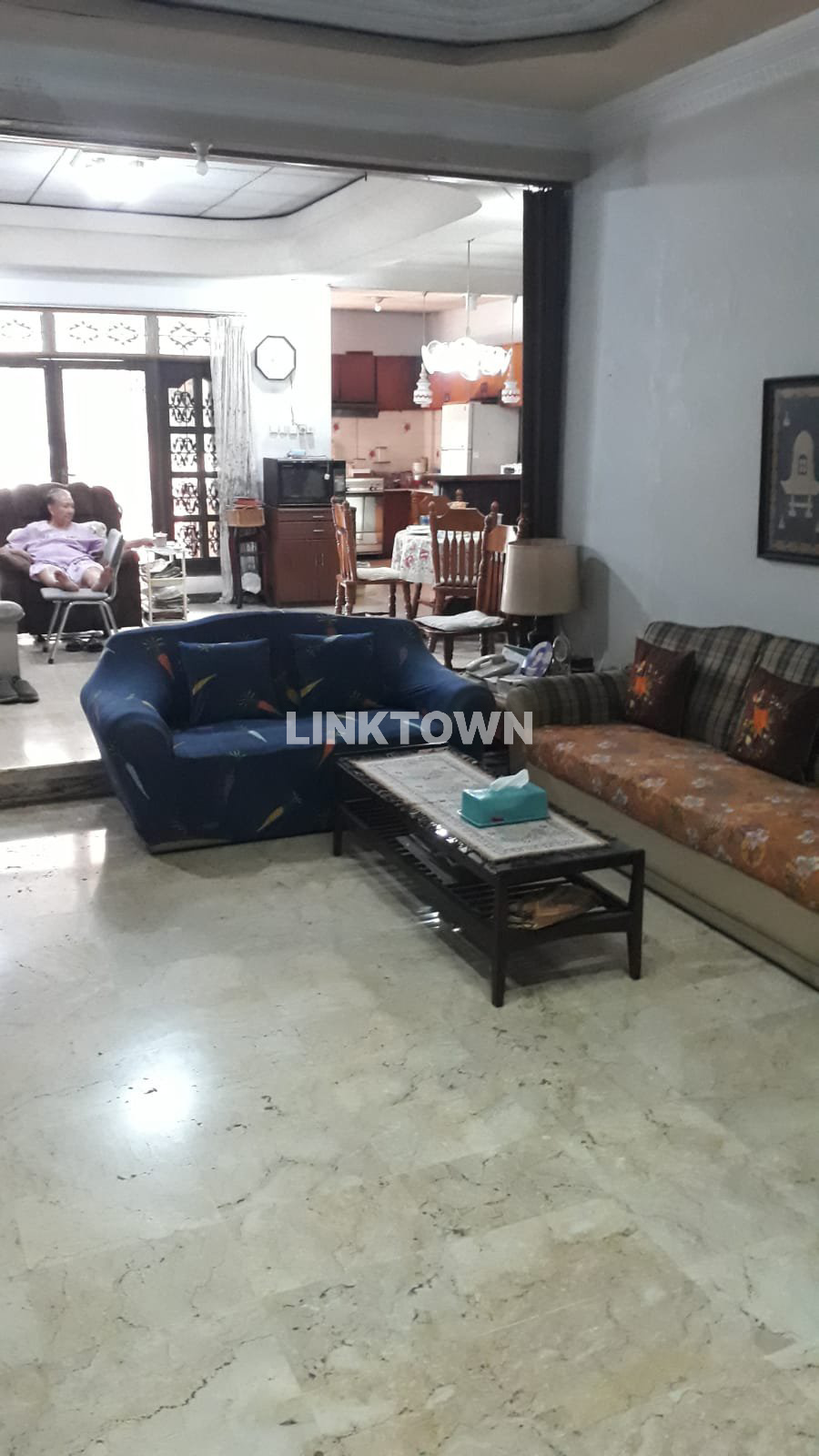 Dijual Rumah Strategis Cocok untuk Perkantoran dan Resto di Kutai Surabaya Pusat