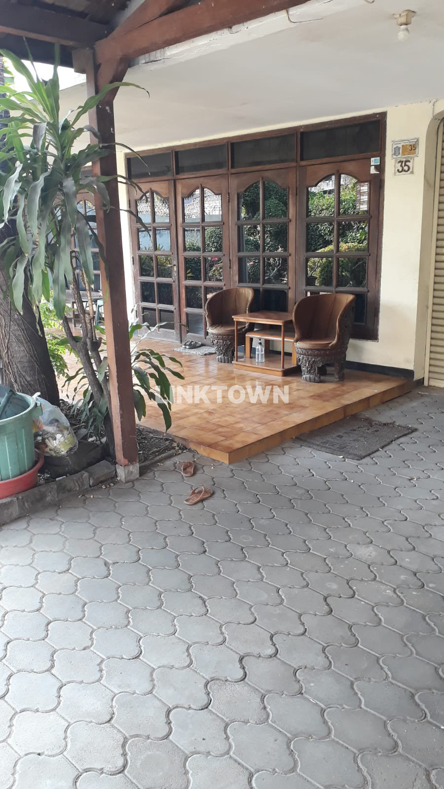 Dijual Rumah Strategis Cocok untuk Perkantoran dan Resto di Kutai Surabaya Pusat