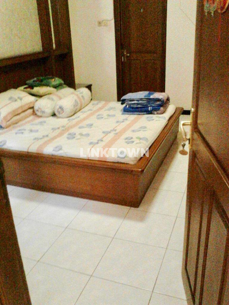 Nego Rumah 2 Lantai Semifurnished di Pantai Mentari Surabaya