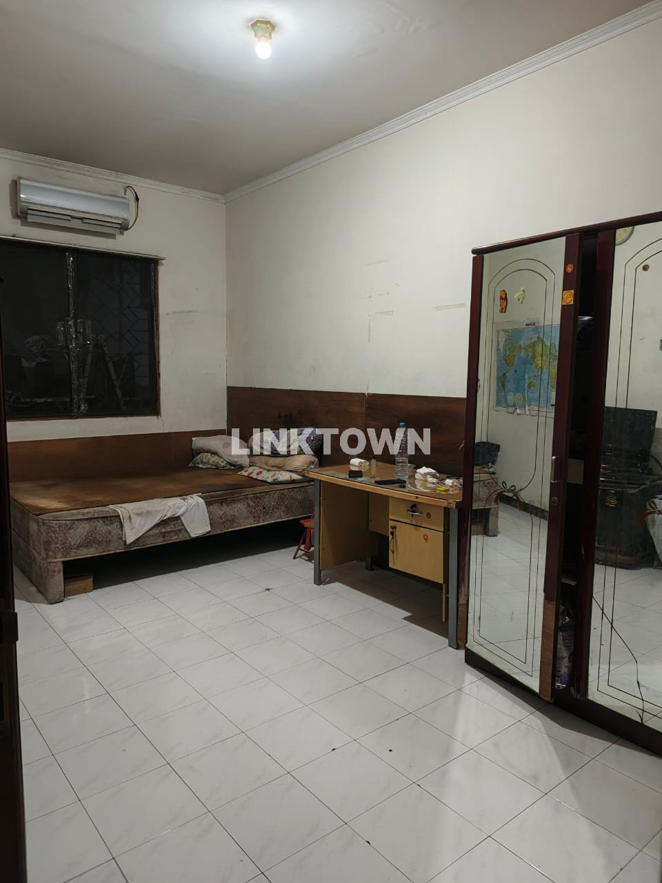 Rumah 2 Lantai di Villa Valensia Surabaya Barat Selangkah ke Pakuwon