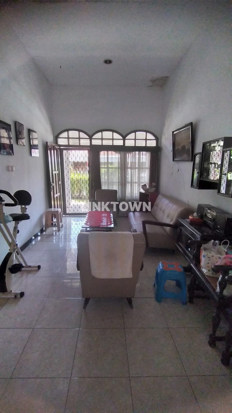 Termurah Rumah 2 Lantai di Darmo Permai Surabaya Barat
