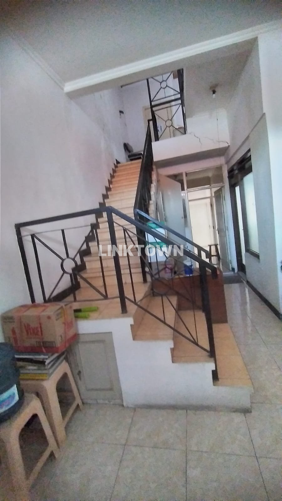 Termurah Rumah 2 Lantai di Darmo Permai Surabaya Barat