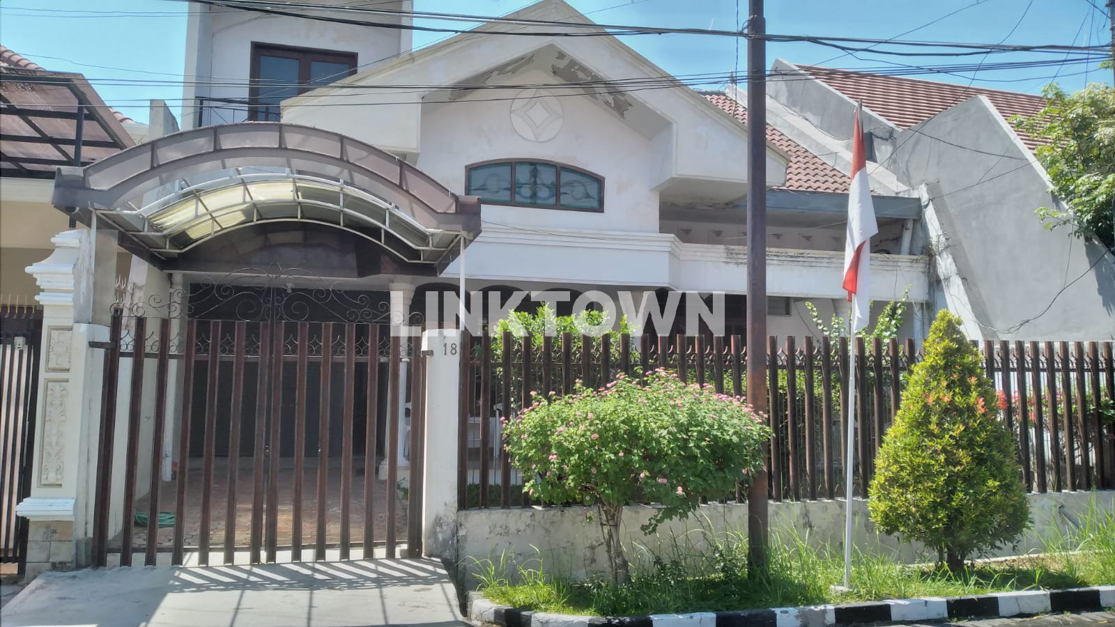 Termurah Rumah 2 Lantai di Darmo Permai Surabaya Barat