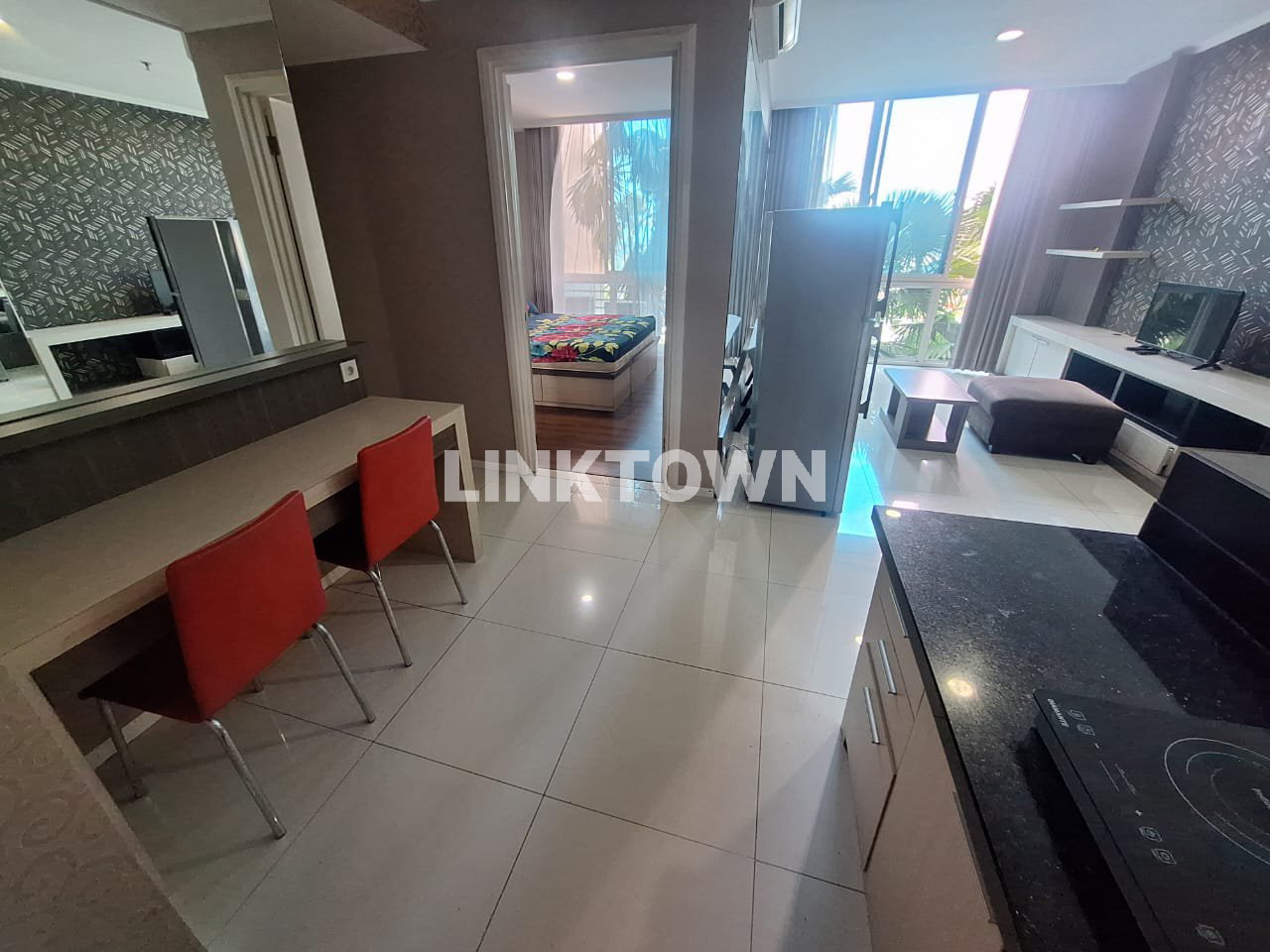 Disewakan Type 1 Br Apartemen Surabaya Barat di Ciputra World Dekat ke Gerbang Tol Kota Satelit