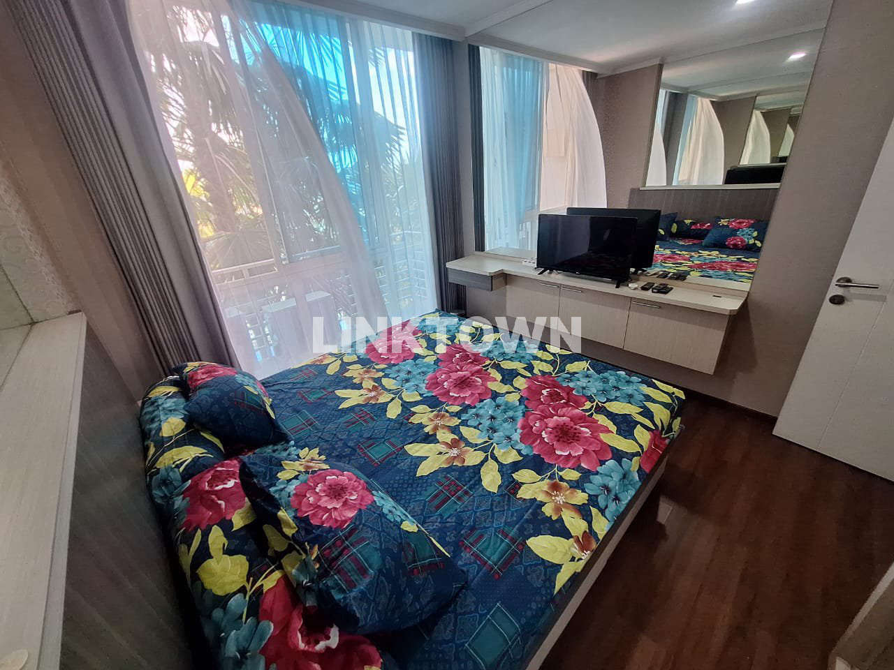Disewakan Type 1 Br Apartemen Surabaya Barat di Ciputra World Dekat ke Gerbang Tol Kota Satelit