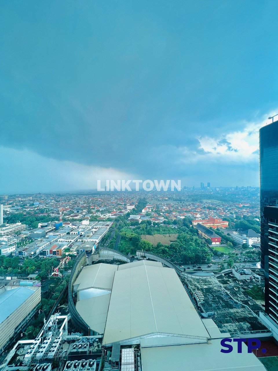 Full Furnish Apartemen Type 3 Br City View di Ciputra World Surabaya