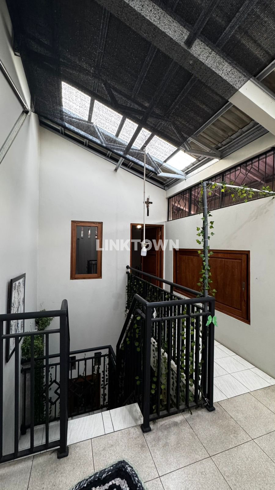 Dijual Rumah Cantik Tengah Kota Salatiga Dekat dengan Pusat Perbelanjaan di Kalioso