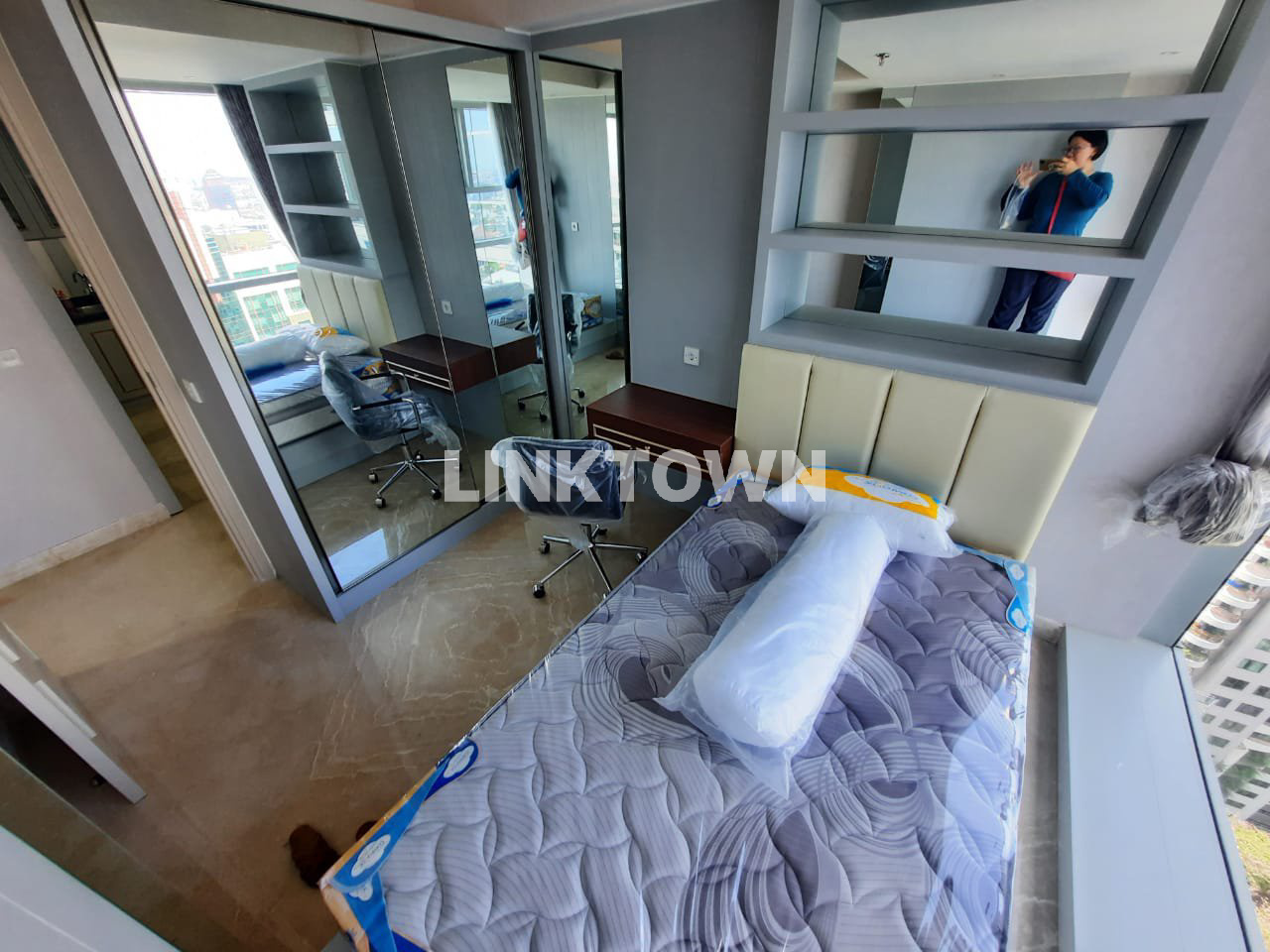 Sewa Harga di Bawah Pasar Apartemen 3 Br One Icon di Pusat Kota Surabaya