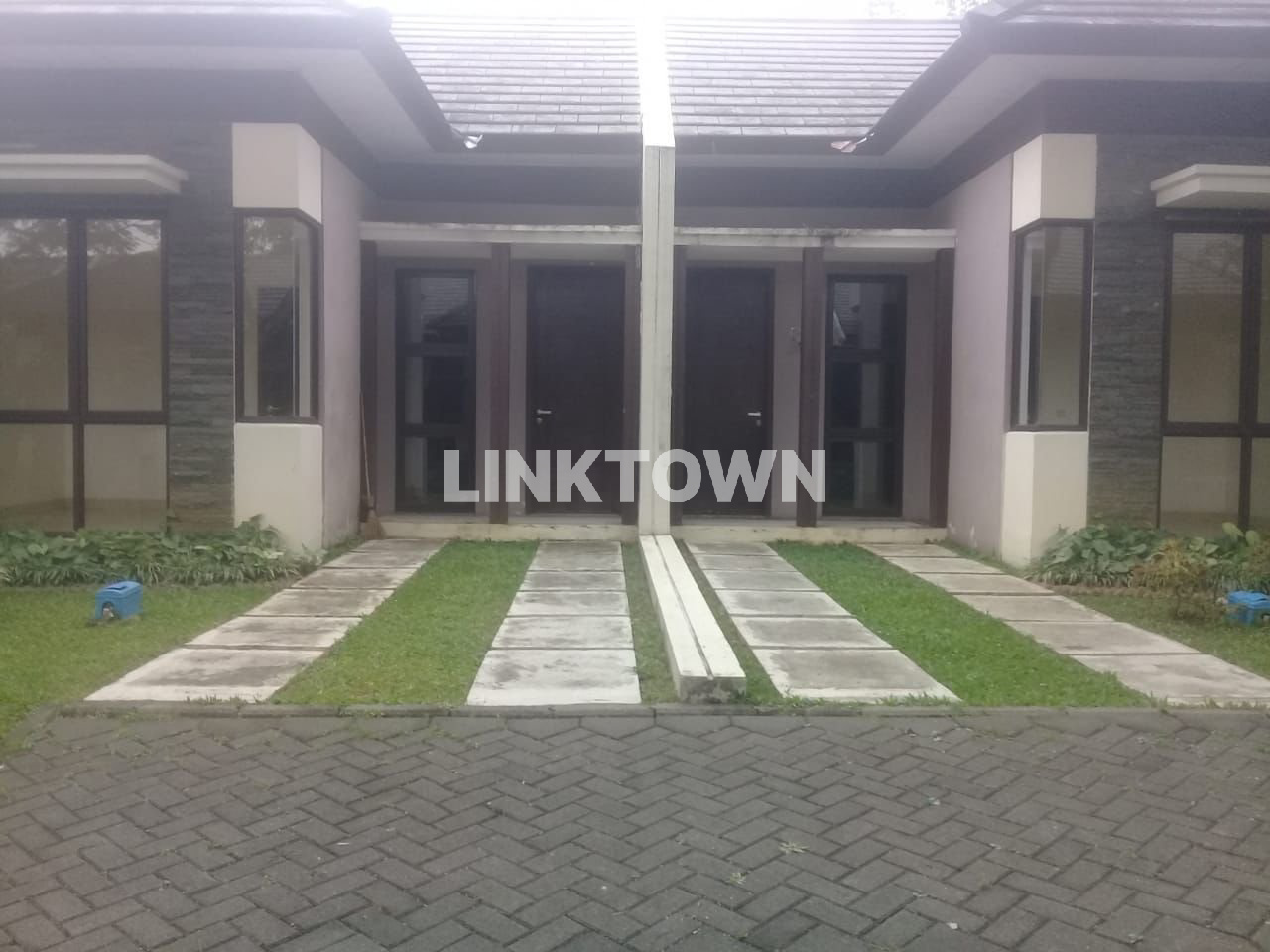 Dijual Rumah The Breeze Sentul Bogor