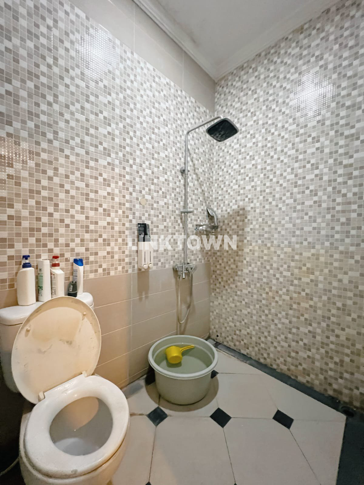 Hunian Modern 2 Lantai di Kawasan Perum Gunungsari Indah Surabaya