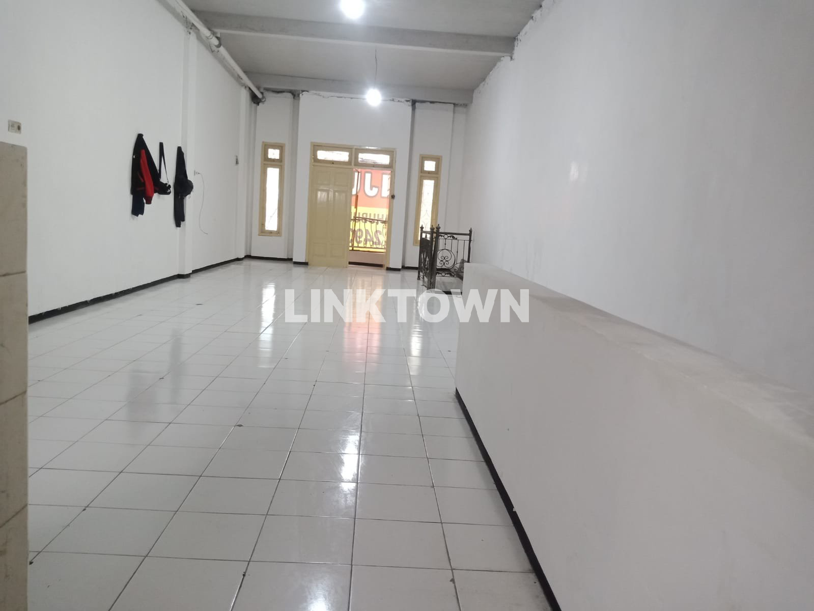 Dijual Nego Ruko Siap Pakai Lokasi Sangat Strategi di Ahmad Yani Malang