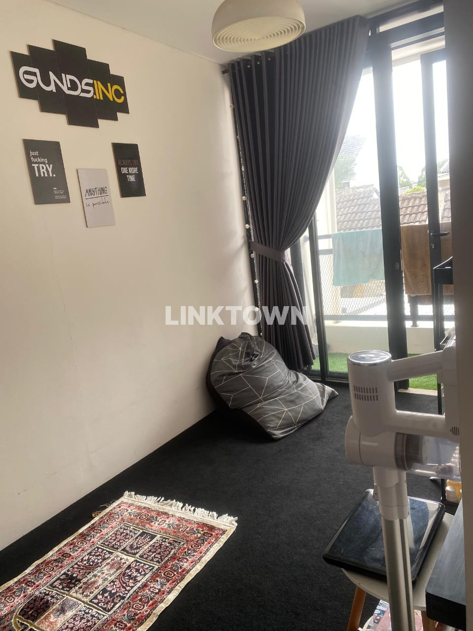 Dijual Rumah Strategis Modern dekat Summarecon Bandung