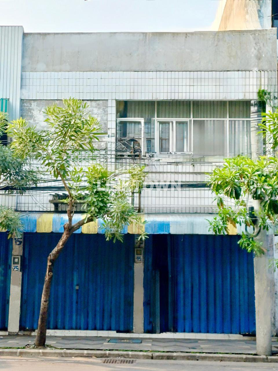 Dijual Ruko Siap Pakai untuk Usaha Lokasi Sangat Strategis di Kertajaya Surabaya