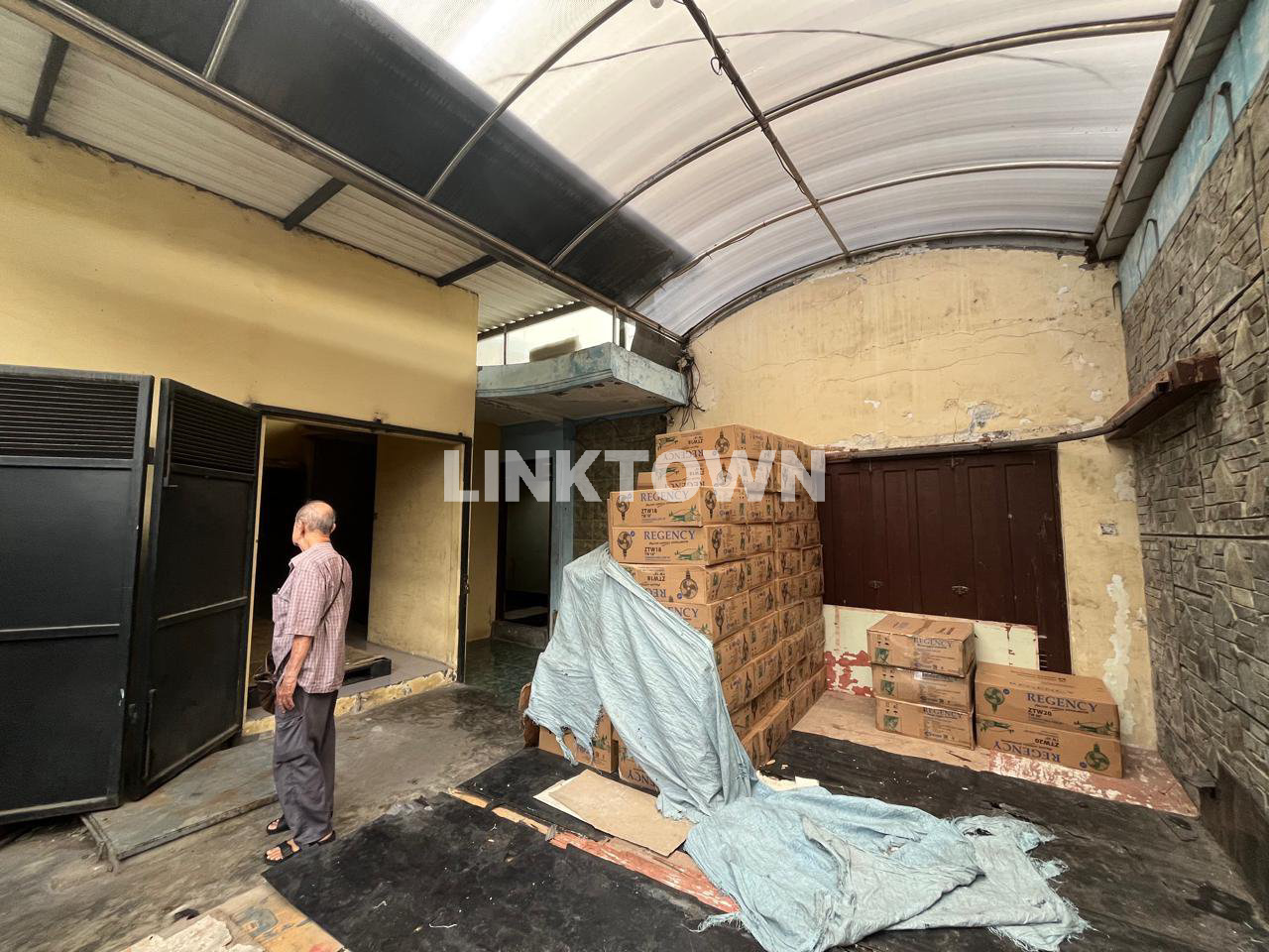 Nego Rumah Cocok untuk Tempat Tinggal atau Tempat Usaha di Lebak Timur Indah