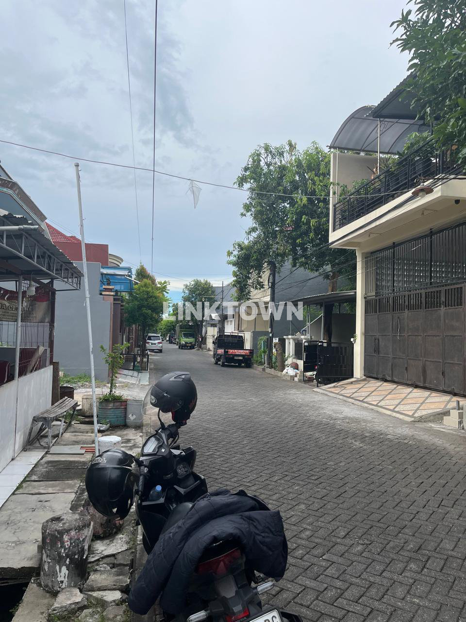 Nego Rumah Cocok untuk Tempat Tinggal atau Tempat Usaha di Lebak Timur Indah