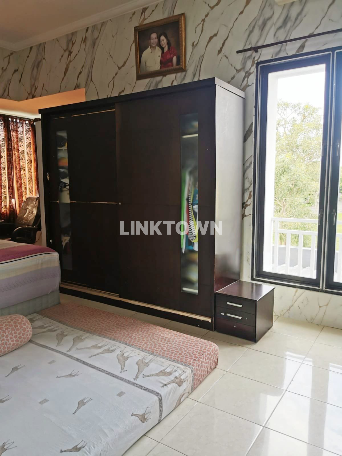 Nego Hunian Bergaya Modern Semifurnished di Palma Grandia Surabaya